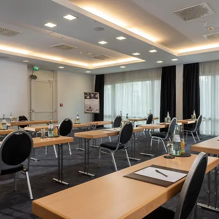 Mercure Sued 4* デュッセルドルフ