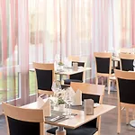 Mercure Sued