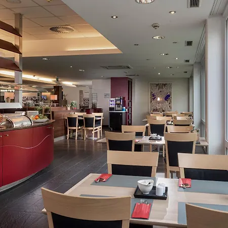 호텔 Mercure Sued 4*